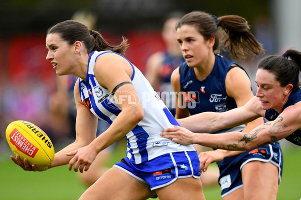 AFLW 2024 Round 02 - North Melbourne v Geelong - A-53805634