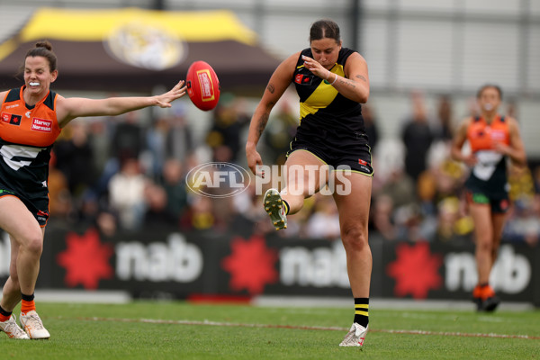 AFLW 2024 Round 02 - Richmond v GWS - A-53805648