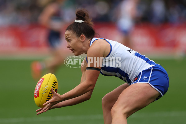 AFLW 2024 Round 02 - North Melbourne v Geelong - A-53814120