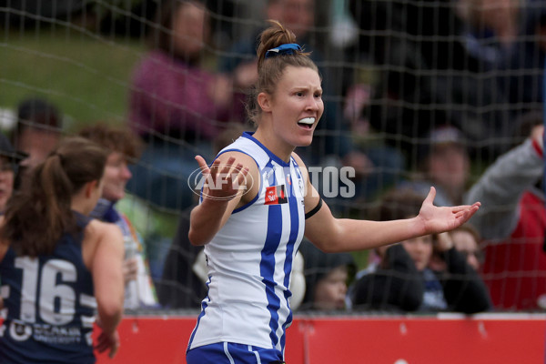 AFLW 2024 Round 02 - North Melbourne v Geelong - A-53822701