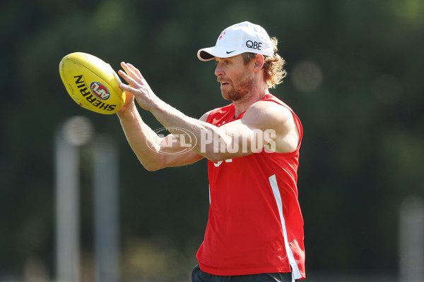 AFL 2024 Training - Sydney 130924 - A-53988195