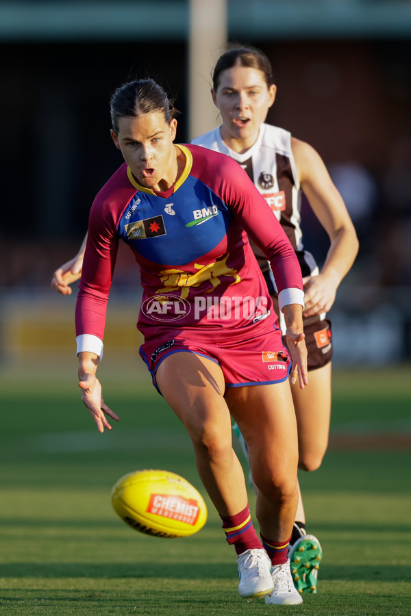 AFLW 2024 Round 03 - Brisbane v Collingwood - A-53991306