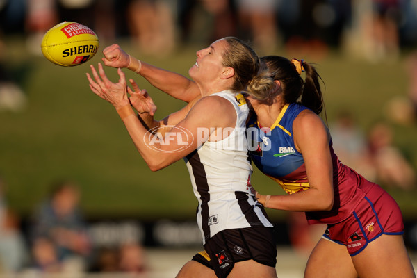 AFLW 2024 Round 03 - Brisbane v Collingwood - A-53991311