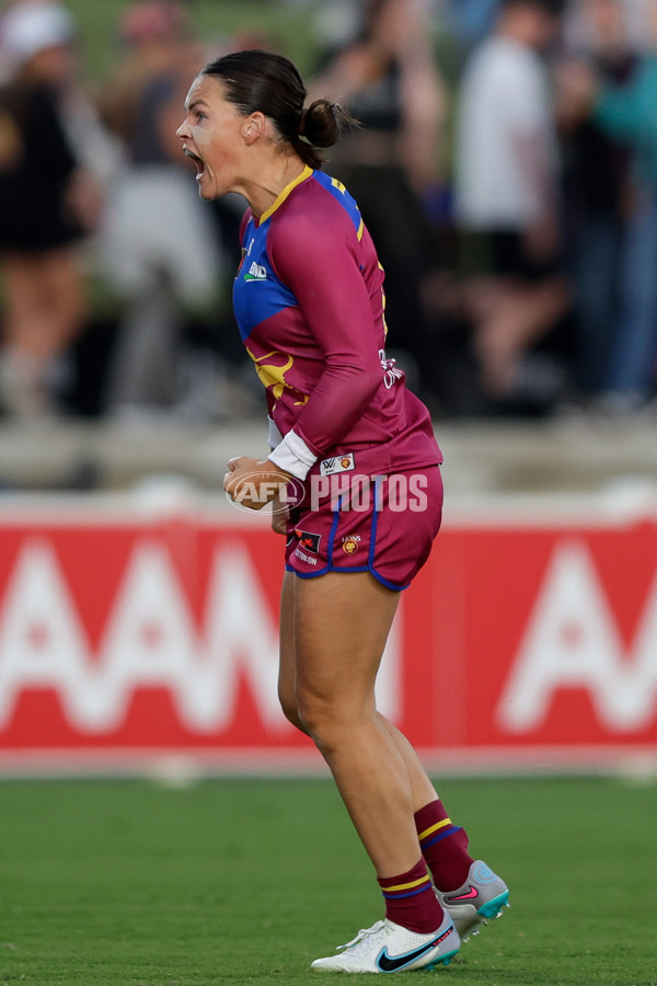 AFLW 2024 Round 03 - Brisbane v Collingwood - A-53991346