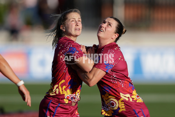 AFLW 2024 Round 03 - Brisbane v Collingwood - A-53991572