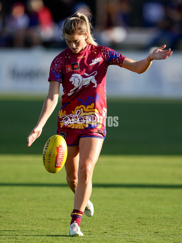 AFLW 2024 Round 03 - Brisbane v Collingwood - A-53991583