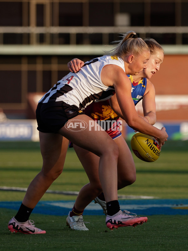 AFLW 2024 Round 03 - Brisbane v Collingwood - A-53991642