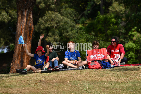 AFLW 2024 Round 03 - Sydney v Richmond - A-54016237