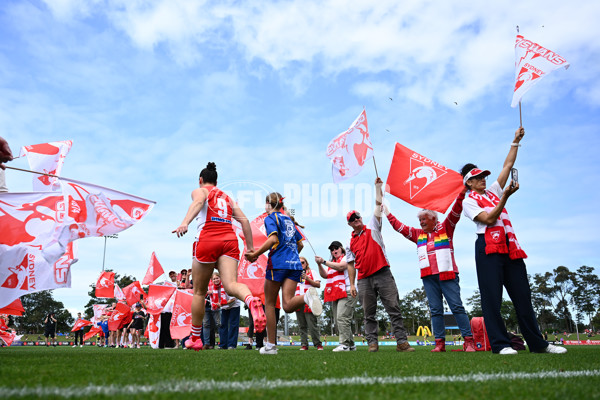 AFLW 2024 Round 03 - Sydney v Richmond - A-54016303
