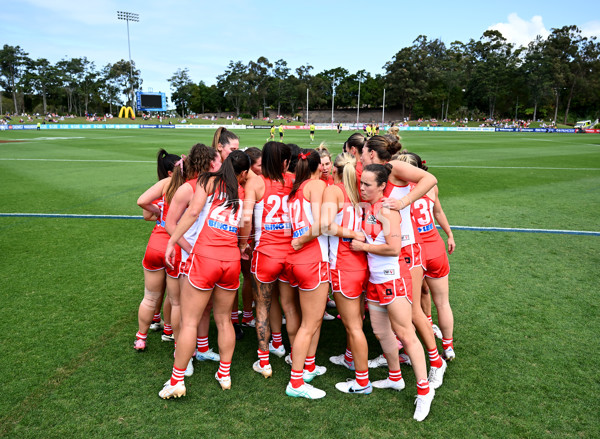 AFLW 2024 Round 03 - Sydney v Richmond - A-54016310