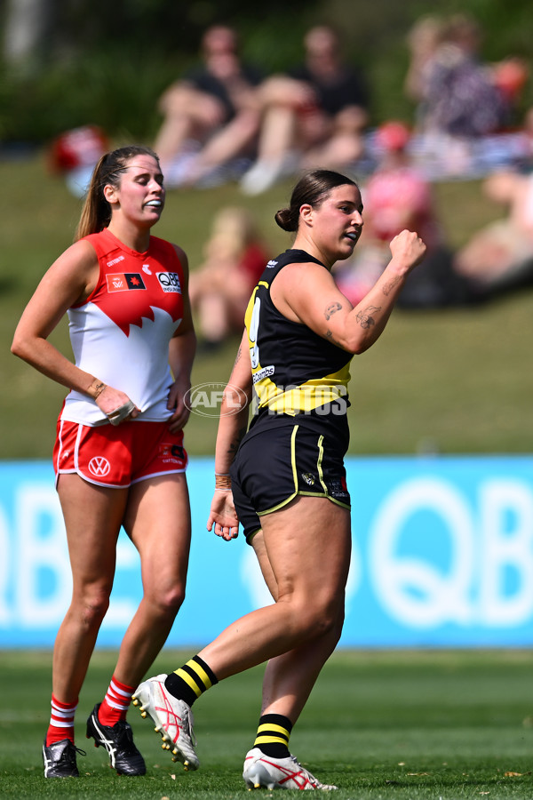 AFLW 2024 Round 03 - Sydney v Richmond - A-54018588