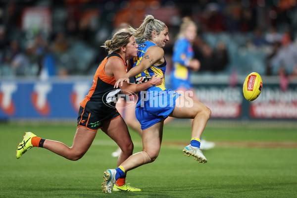 AFLW 2024 Round 03 - GWS v Gold Coast - A-54083899