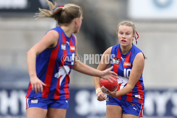 Coates League Girls 2024 Grand Final - Oakleigh Chargers v Eastern Ranges - A-54179971