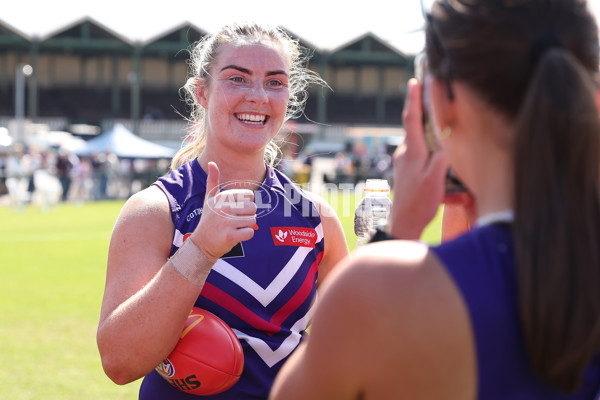 AFLW 2024 Round 04 - Fremantle v Melbourne - A-54200179