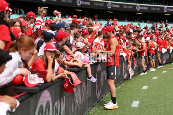 AFL 2024 Training - Sydney 220924 - A-54230388