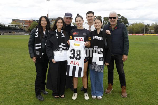 AFLW 2024 Round 04 - Collingwood v Western Bulldogs - A-54231943