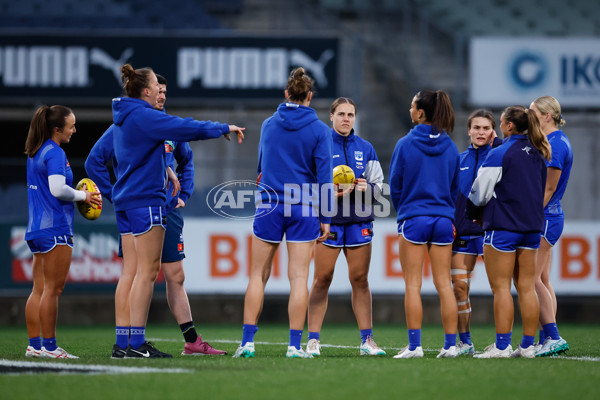 AFLW 2024 Round 05 - Carlton v North Melbourne - A-54329583