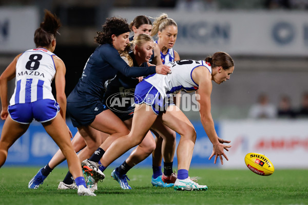 AFLW 2024 Round 05 - Carlton v North Melbourne - A-54331392