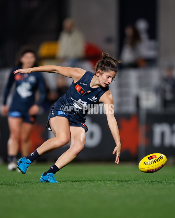 AFLW 2024 Round 05 - Carlton v North Melbourne - A-54332379