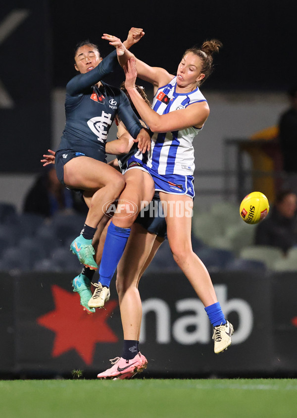 AFLW 2024 Round 05 - Carlton v North Melbourne - A-54332417