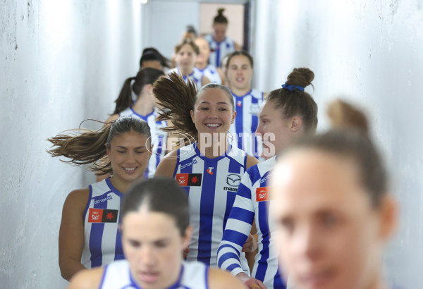 AFLW 2024 Round 05 - Carlton v North Melbourne - A-54333863
