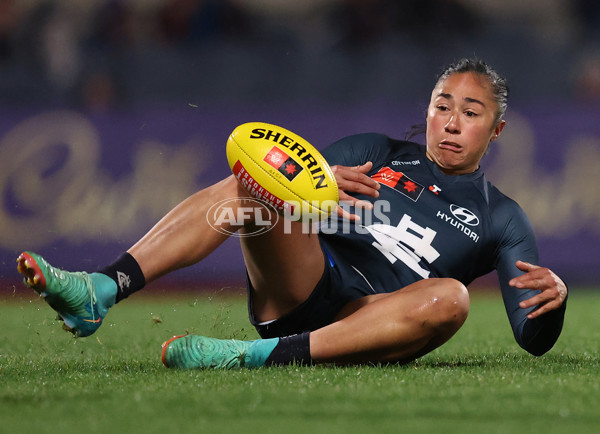 AFLW 2024 Round 05 - Carlton v North Melbourne - A-54333865