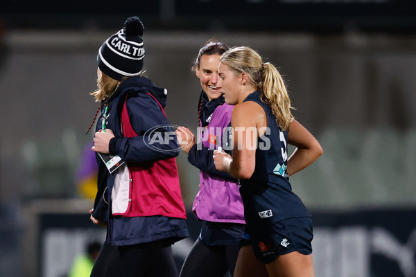 AFLW 2024 Round 05 - Carlton v North Melbourne - A-54333908