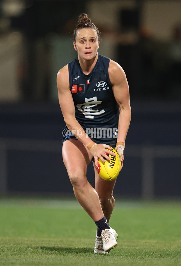 AFLW 2024 Round 05 - Carlton v North Melbourne - A-54334997