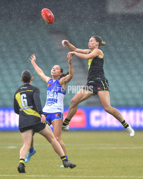 AFLW 2024 Round 05 - North Melbourne v Richmond - A-54454586
