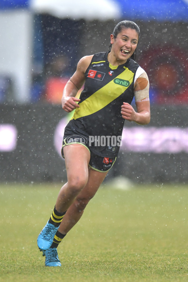 AFLW 2024 Round 05 - North Melbourne v Richmond - A-54454589