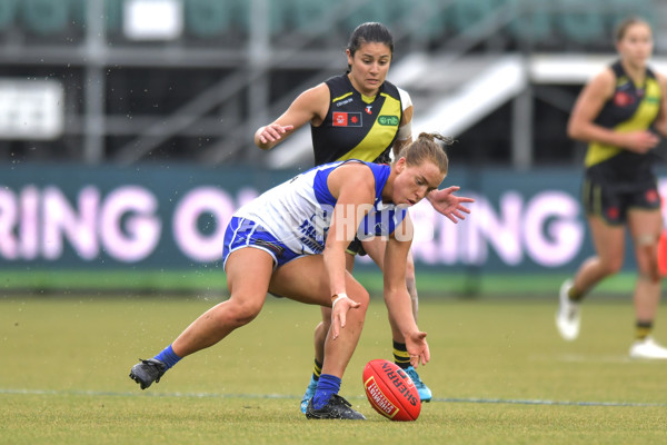 AFLW 2024 Round 05 - North Melbourne v Richmond - A-54461233