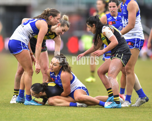 AFLW 2024 Round 05 - North Melbourne v Richmond - A-54464656