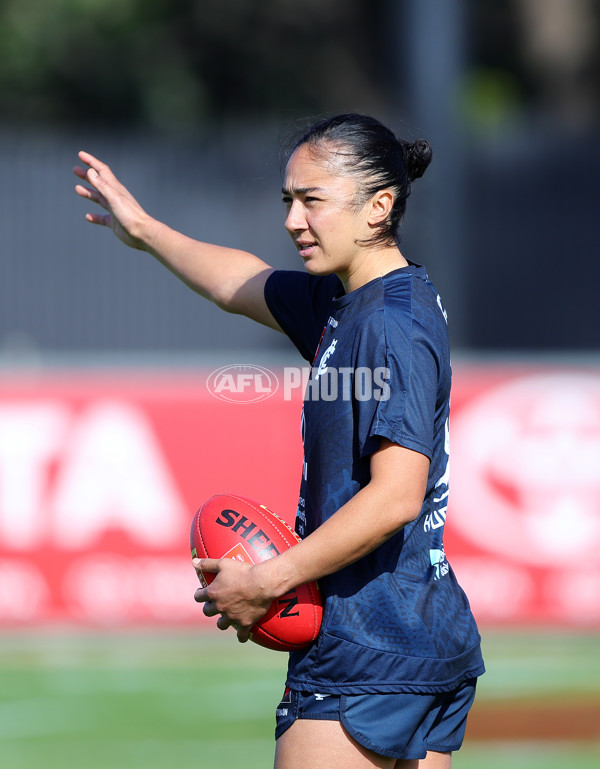 AFLW 2024 Round 05 - Port Adelaide v Carlton - A-54464739