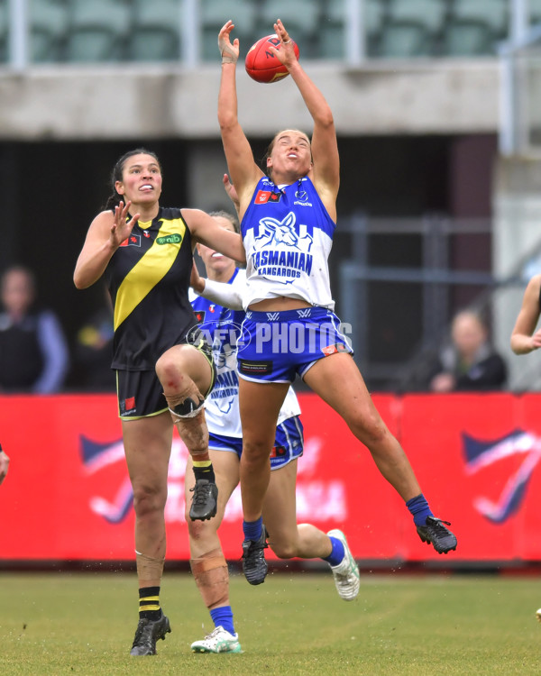 AFLW 2024 Round 05 - North Melbourne v Richmond - A-54466799