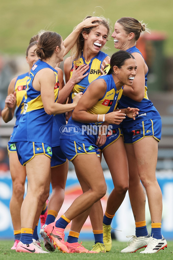 AFLW 2024 Round 05 - GWS v West Coast - A-54466851