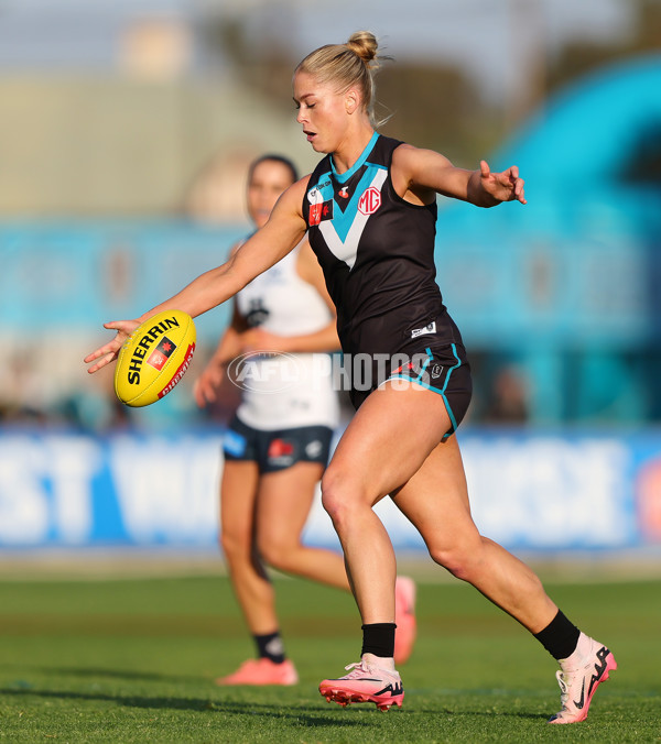 AFLW 2024 Round 05 - Port Adelaide v Carlton - A-54472492