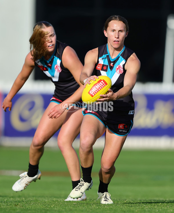AFLW 2024 Round 05 - Port Adelaide v Carlton - A-54472765