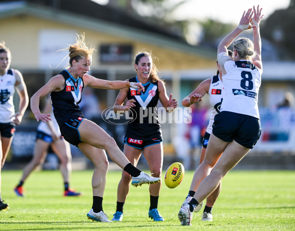 AFLW 2024 Round 05 - Port Adelaide v Carlton - A-54472818