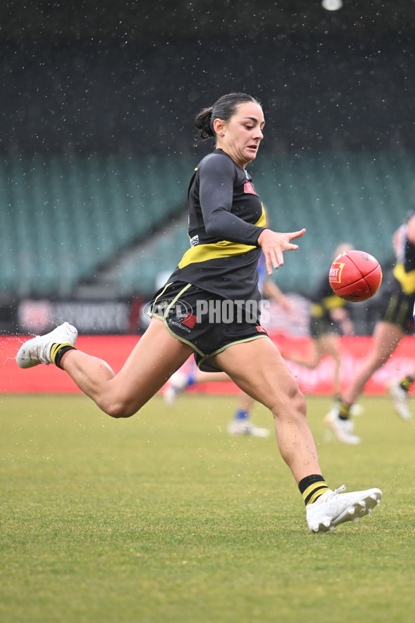AFLW 2024 Round 05 - North Melbourne v Richmond - A-54475380