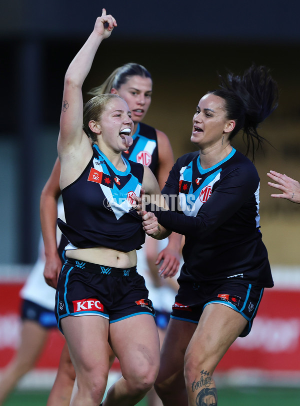 AFLW 2024 Round 05 - Port Adelaide v Carlton - A-54475427