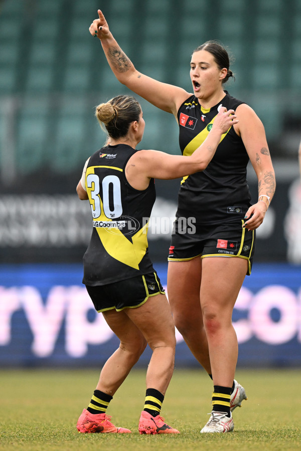 AFLW 2024 Round 05 - North Melbourne v Richmond - A-54475459