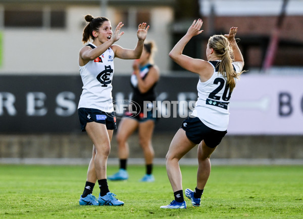 AFLW 2024 Round 05 - Port Adelaide v Carlton - A-54475474