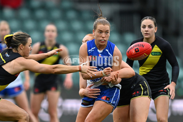 AFLW 2024 Round 05 - North Melbourne v Richmond - A-54477996