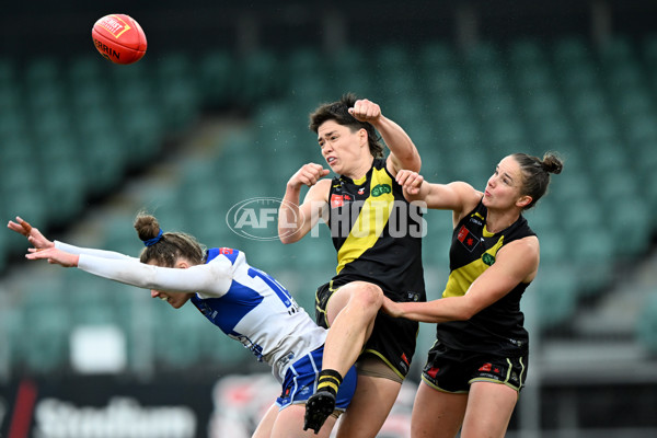 AFLW 2024 Round 05 - North Melbourne v Richmond - A-54478000
