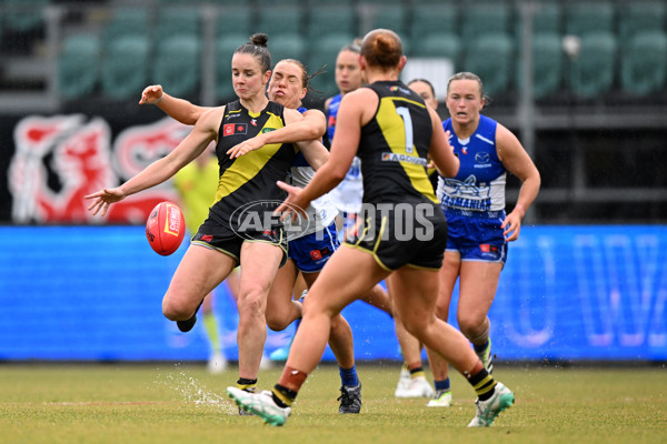 AFLW 2024 Round 05 - North Melbourne v Richmond - A-54478304