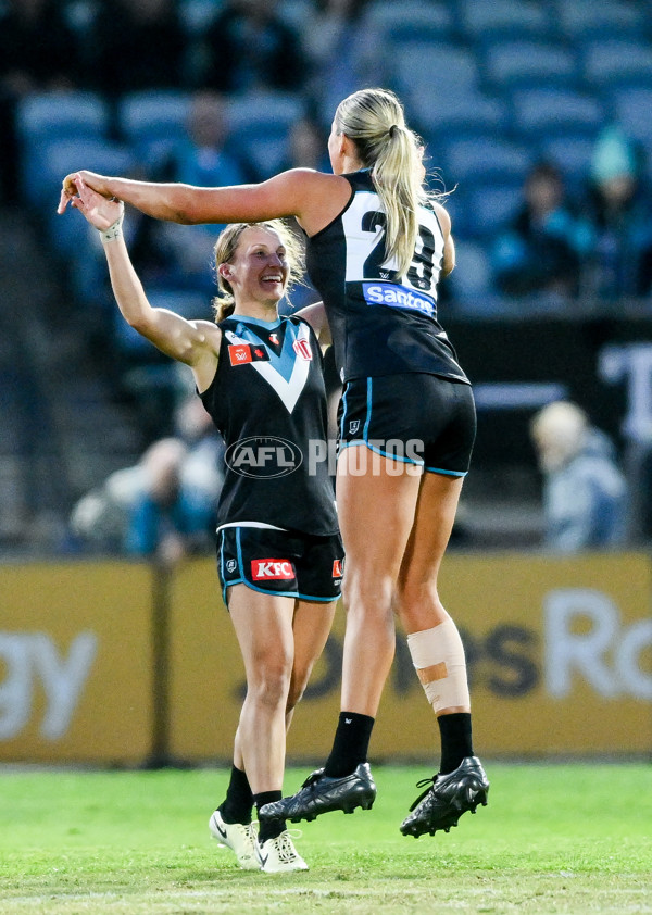 AFLW 2024 Round 05 - Port Adelaide v Carlton - A-54478382