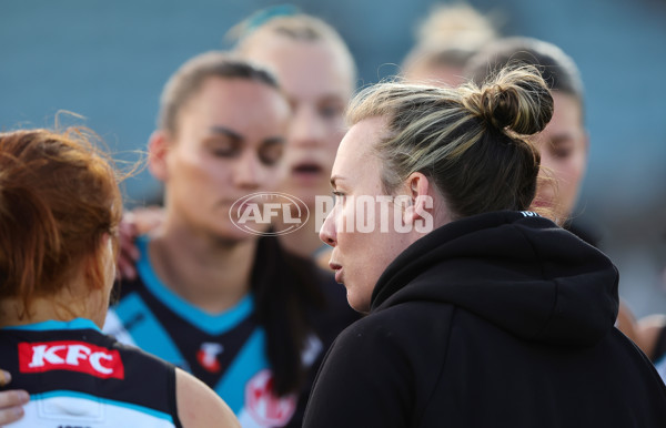 AFLW 2024 Round 05 - Port Adelaide v Carlton - A-54483332