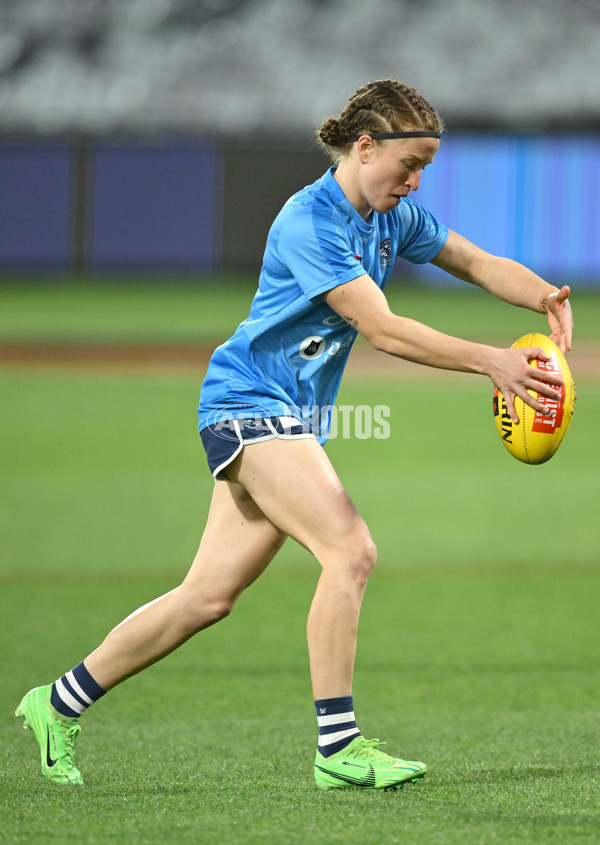 AFLW 2024 Round 06 - Geelong v Fremantle - A-54487958