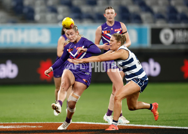 AFLW 2024 Round 06 - Geelong v Fremantle - A-54491354