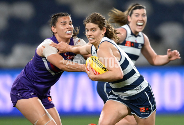 AFLW 2024 Round 06 - Geelong v Fremantle - A-54491375